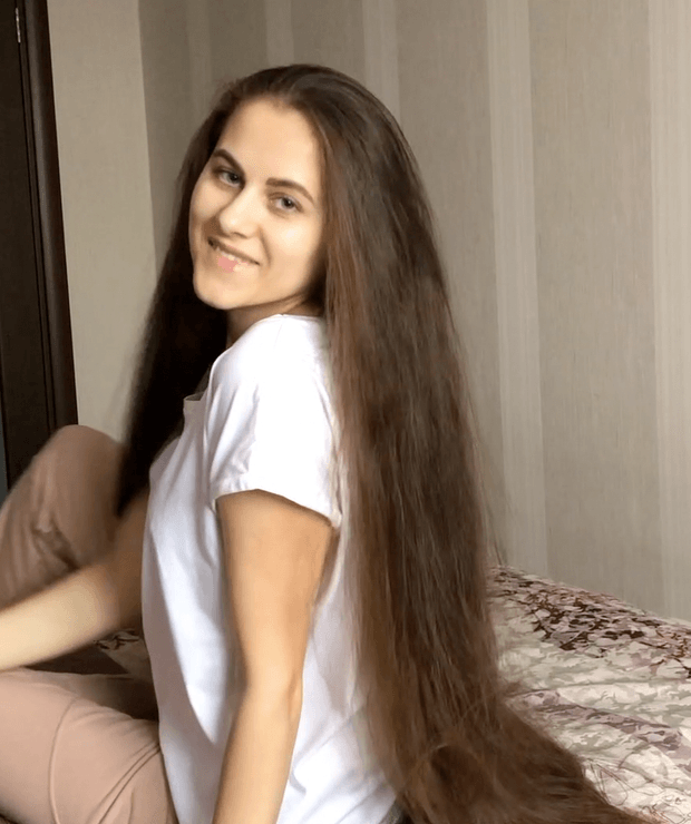 VIDEO - Kristina&#x27;s soft hair