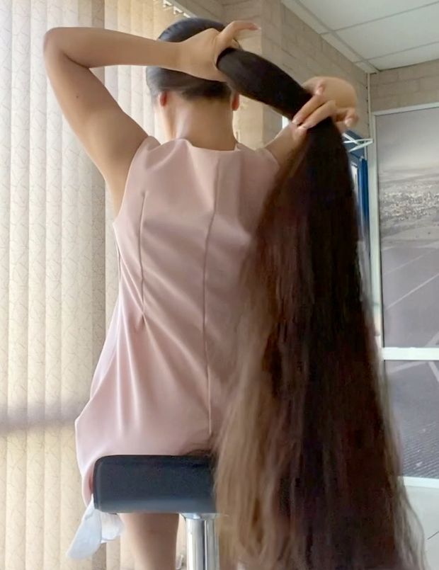VIDEO - The thicker, the better!