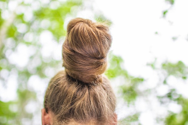 PHOTO SET - Siri&#x27;s big bun in beautiful nature photoshoot