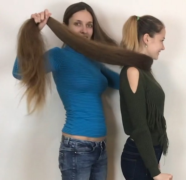 VIDEO - Longer than floor length