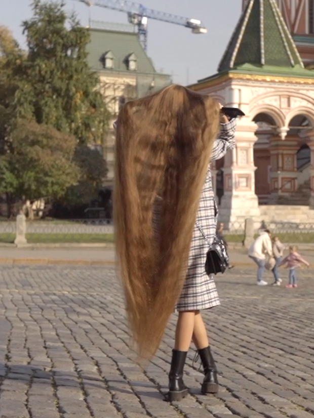 VIDEO - Rapunzel in the city