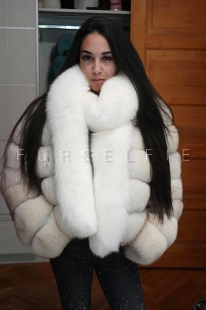 Gigi in blue fox fur coat and stole (337)