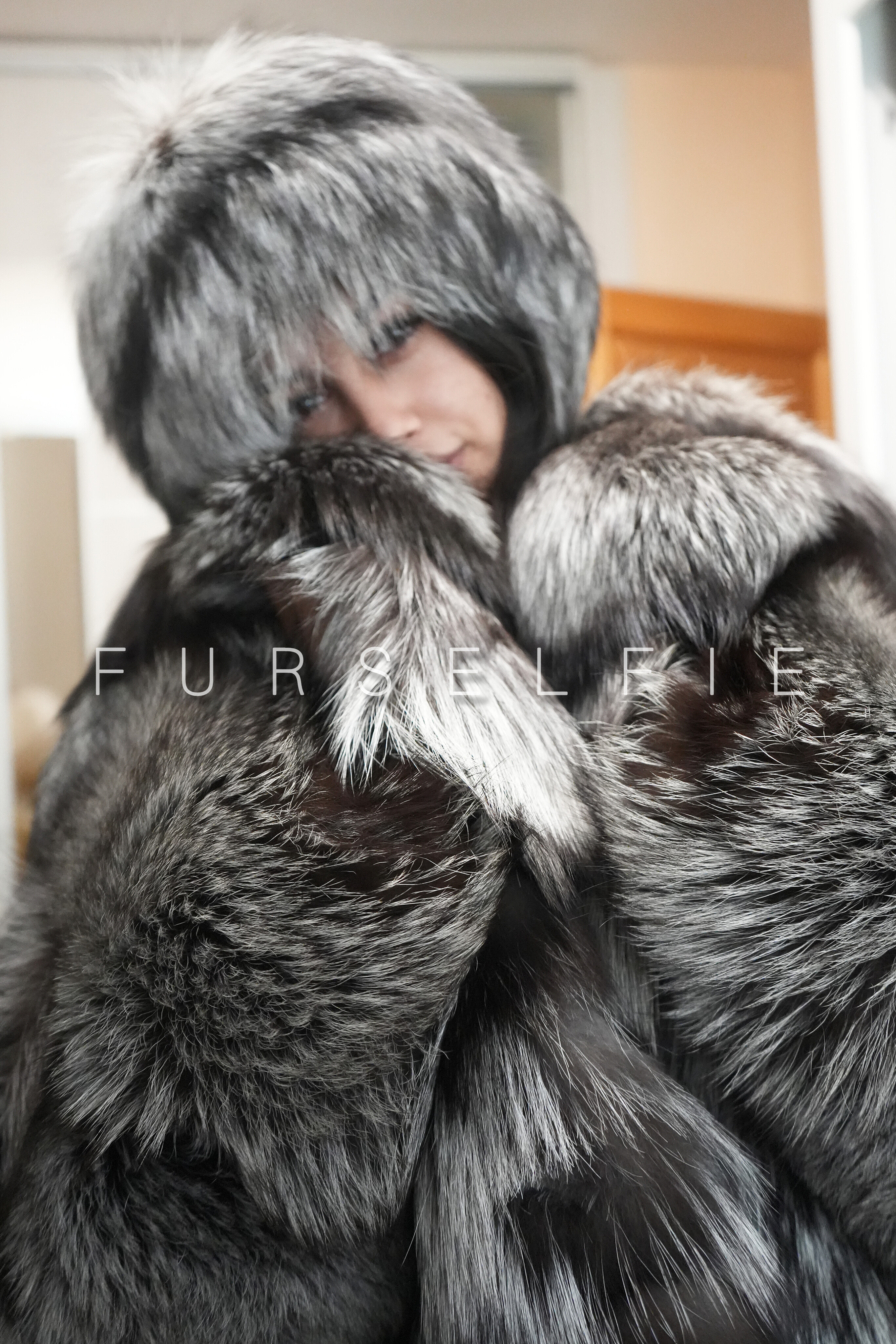 Gigi silver fox set (327)