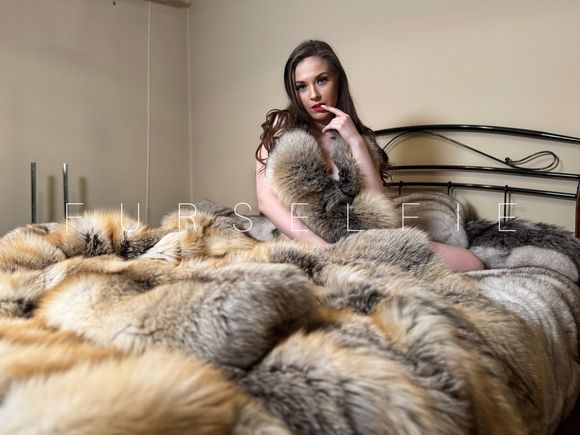 Szabina in red fox fur bed in fur bikini (340)