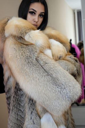 Gigi in full lenght red fox fur coat (305)