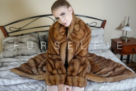 Cinti wearing brown mink fur coat in fur bed (174)