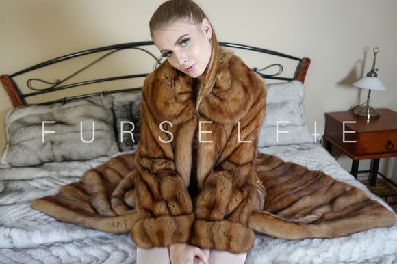 Cinti wearing brown mink fur coat in fur bed (174)