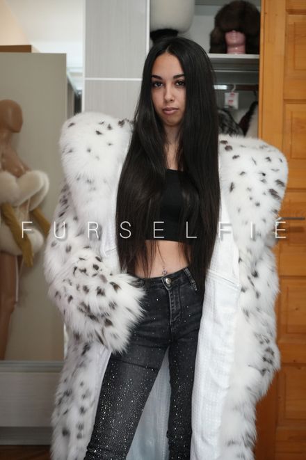 Gigi in brand new Sobolini fur pack#2  (334)