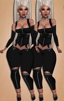 SANNA OUTFIT