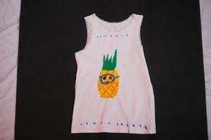 Hand-painted tank top with a pineapple in diving goggles