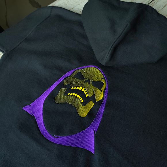 Bluza z motywem Skeletor