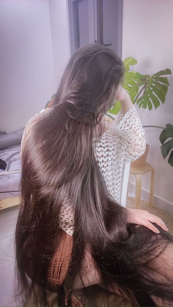 40 mins of playing hair in the brown bikini