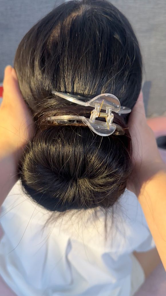 POV: Playing with Hosana&#x27;s Beautiful Hair | Donut Bun, Loose Hair &amp; More | 4K 60FPS