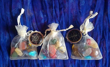 Pouches for the chakra system