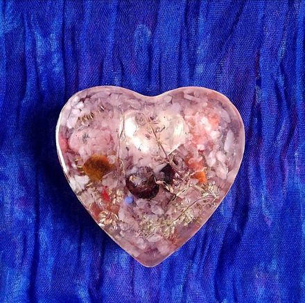 Orgonite with herbs &quot;Heart&quot;