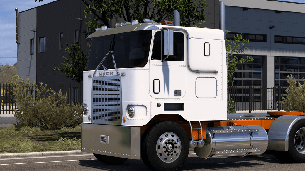 Mack Cruise Liner