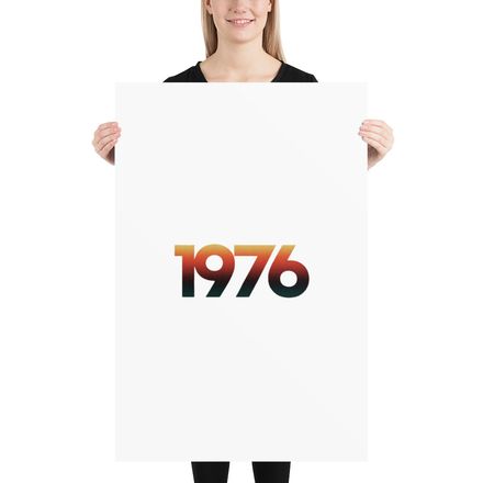 &quot;1976&quot;: A Retro Sunset Gradient &amp; Grain Typography Masterpiece