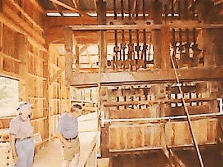 Legends of Crisson Gold Mine