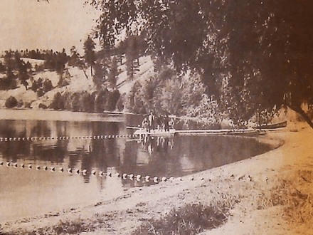 Hunting Lake Resorts