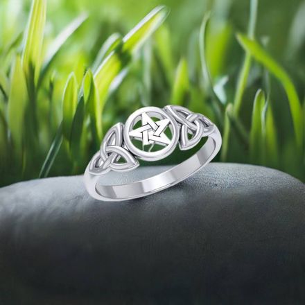 Pentacle Celtic Triquetra Knots Sterling Silver Ring, Size 6