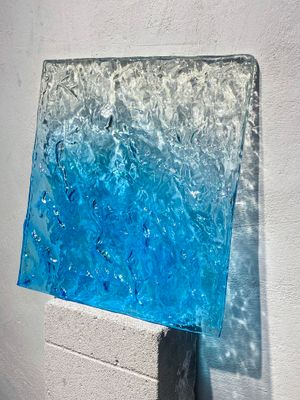 Clear blue water 35x35 cm / 14x14 inches