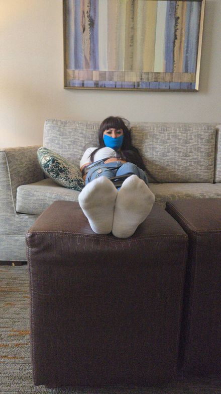 Lilmizzunique Tightly Taped Photo Set 1