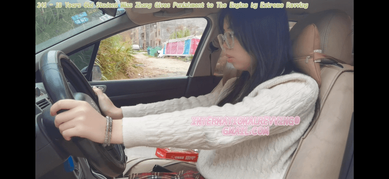 241 - 18 Years Old Student Miss Zhang Gives Punishment to The Engine by Extreme Revving