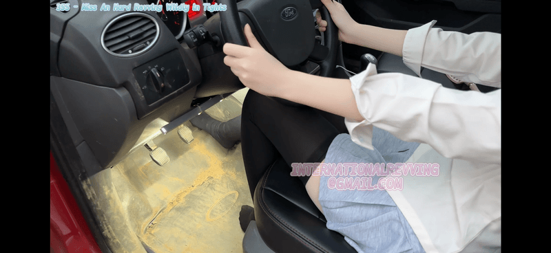 355 - Miss An Hard Revving Wildly in Tights