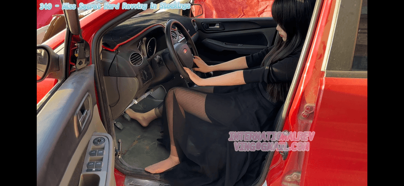 340 - Miss Secret Hard Revving in Stockings