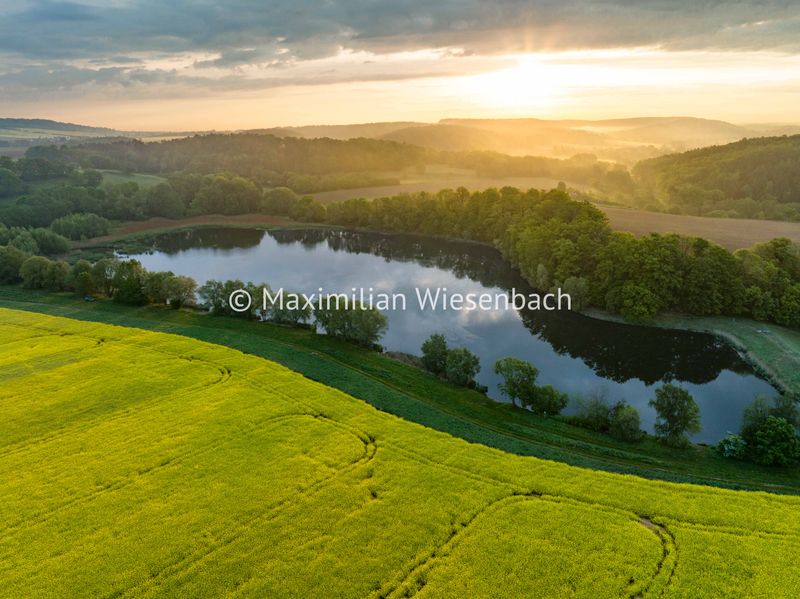 Stausee Podelsatz im Frühling bei Sonnenaufgang