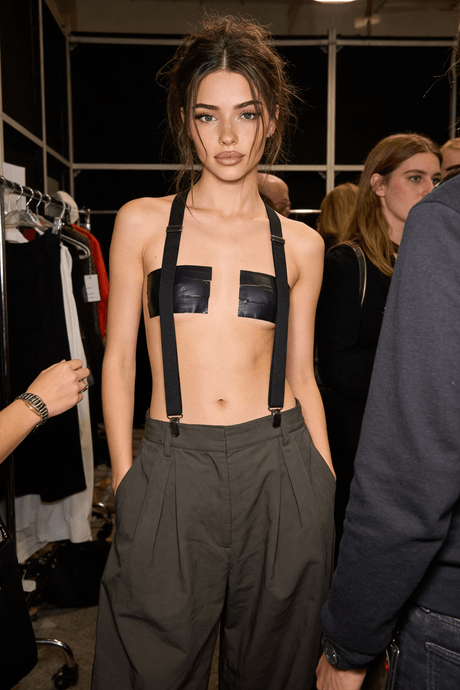 OliviaAI Exclusive Photo Album | 20 AI-Generated Photos