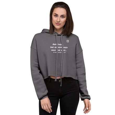 Women&#x27;s Giant Slayer Cropped Hoodie: &quot;And Then She Remembered Who She Was... (More Colors Available)
