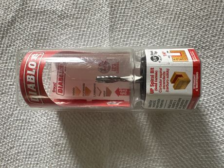 Up Spiral Bit 1/4” solid carbide Sold together with one lesson for $29.99