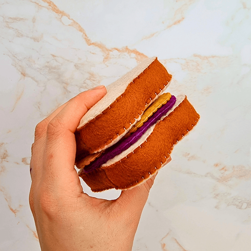 Felt Peanut Butter and Jelly PDF Sewing Pattern - easy and beginner friendly