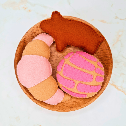 Felt Mexican Pan Dulce PDF Sewing Pattern - conchas, marranitos and cuernitos