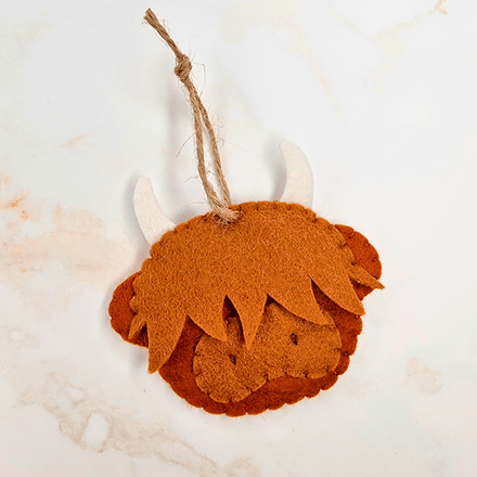 Felt Highland Cow PDF Sewing Pattern, easy and beginner friendly felt ornament