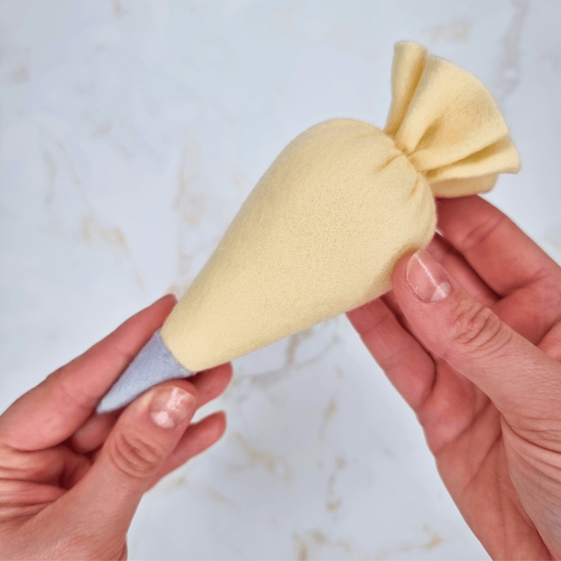 Felt Piping Bag PDF Sewing Pattern and Tutorial, easy and beginner friendly