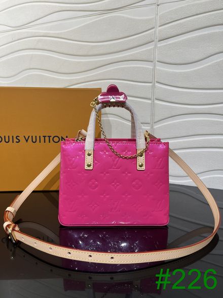 Louis Vuitton Reade PM 