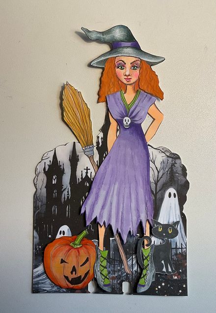 Display Card - Julie Nutting GRACIE Halloween Witch