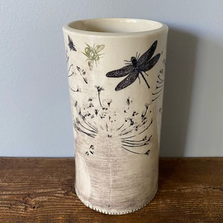 Bishop&#x27;s weed and bees glazed short vase II