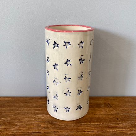 Small stars stamp short cylindrical vase with pink trim