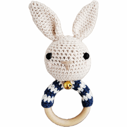 Patron - Hochet "LAPIN"- au crochet (français) ⭐