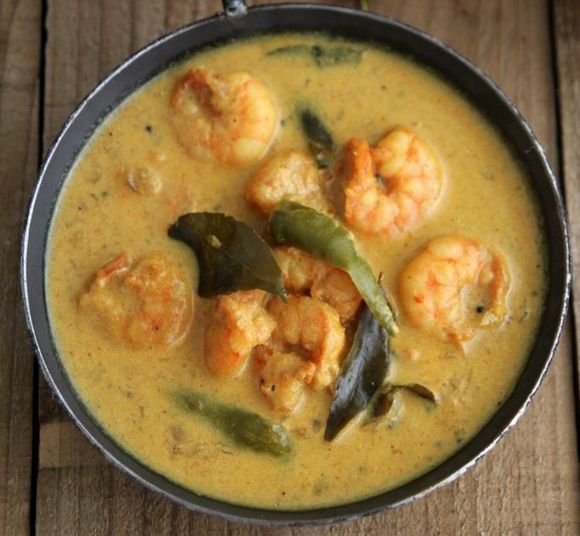 Sunita&#x27;s Kitchen - Konkan Prawns &amp; Drumsticks Curry