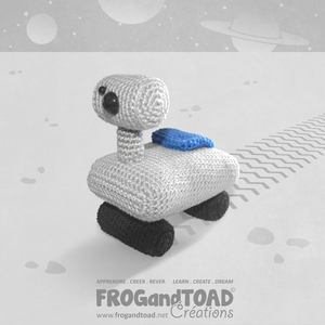 CHIBI - ROVER ROBOT - Amigurumi Crochet -  Mars Lune Lunaire Moon - FROGandTOAD Créations