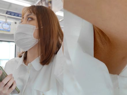 夏服解禁！制服女子の隙間から覗く腋チラ・乳首チラを超接写 Super close-up of the armpit of a girl in summer uniform!