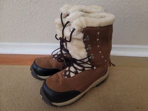 LN Itasca Faux Fur Fleece Lined Winter Boots - Women’s Sz. 7