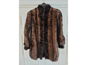 Genuine Mink Coat High-End Classic Design Jacket