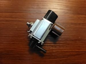 NEW 2005 Dodge Stratus 2.4L DOHC EGR Valve – K5T48271 1620