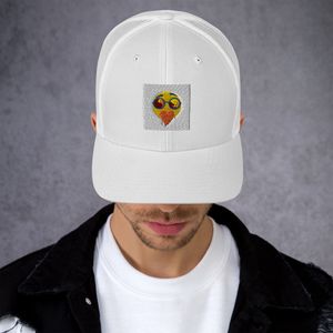 03 BEARDED RETRO TRUCKER HAT