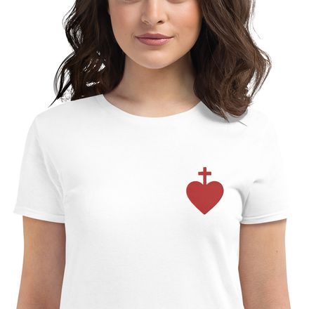 Embroidered Women&#x27;s Fashion Fit T-Shirt, Sacred Heart of Jesus, 7ugqf9